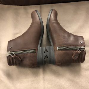 SOREL Danica Short Bootie size 9